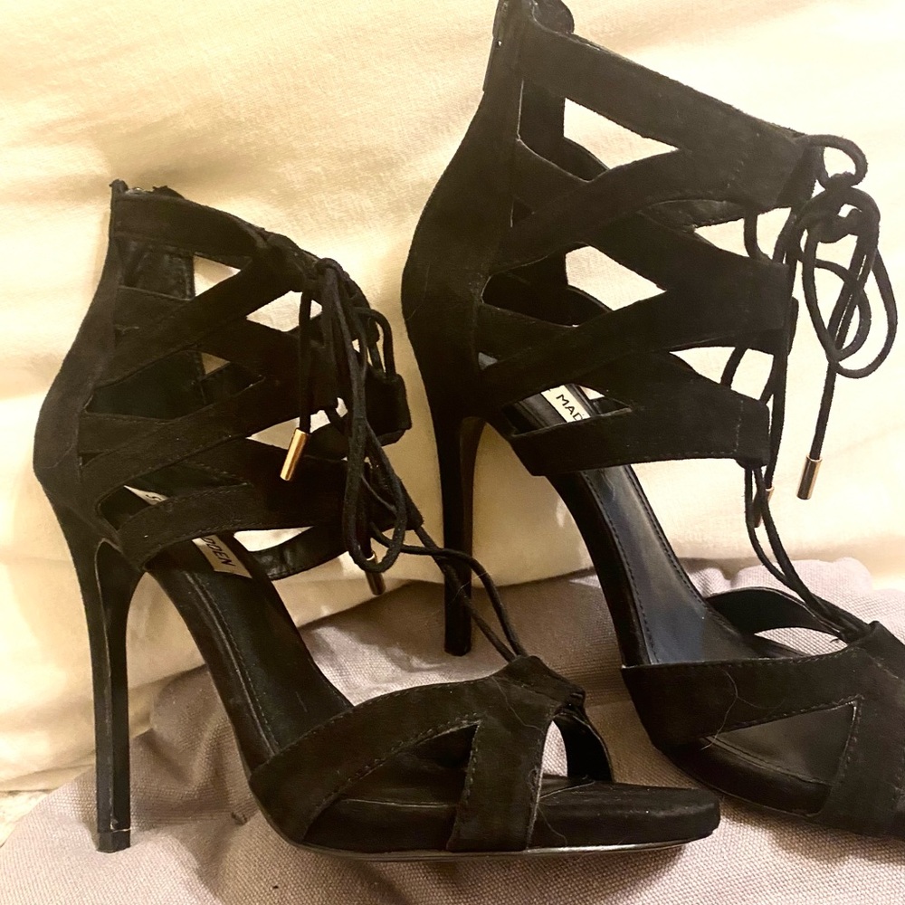 Steve Madden Black suede lace up heel
